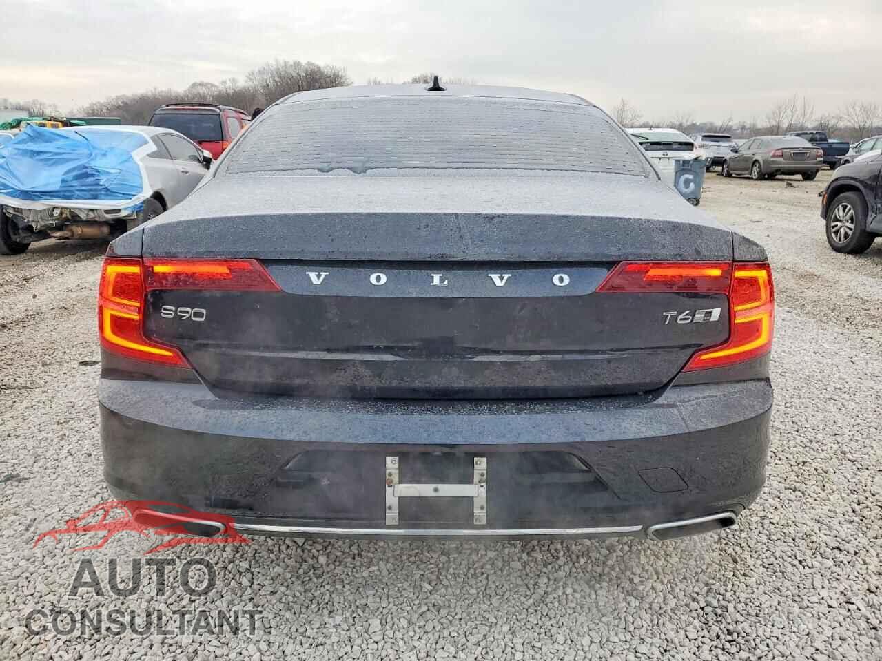 VOLVO S90 2018 - LVY992ML9JP008418