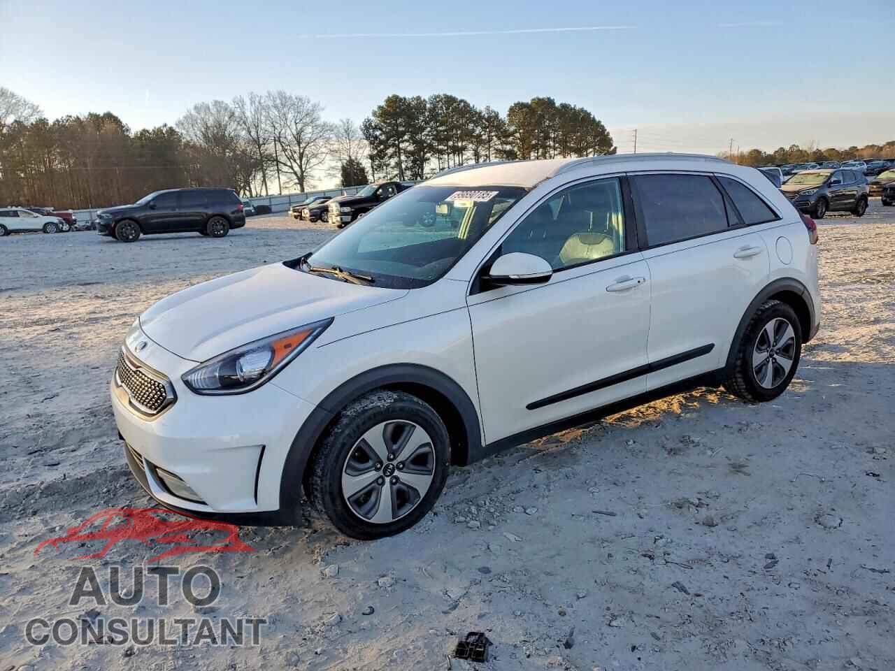KIA NIRO 2017 - KNDCC3LC9H5070526