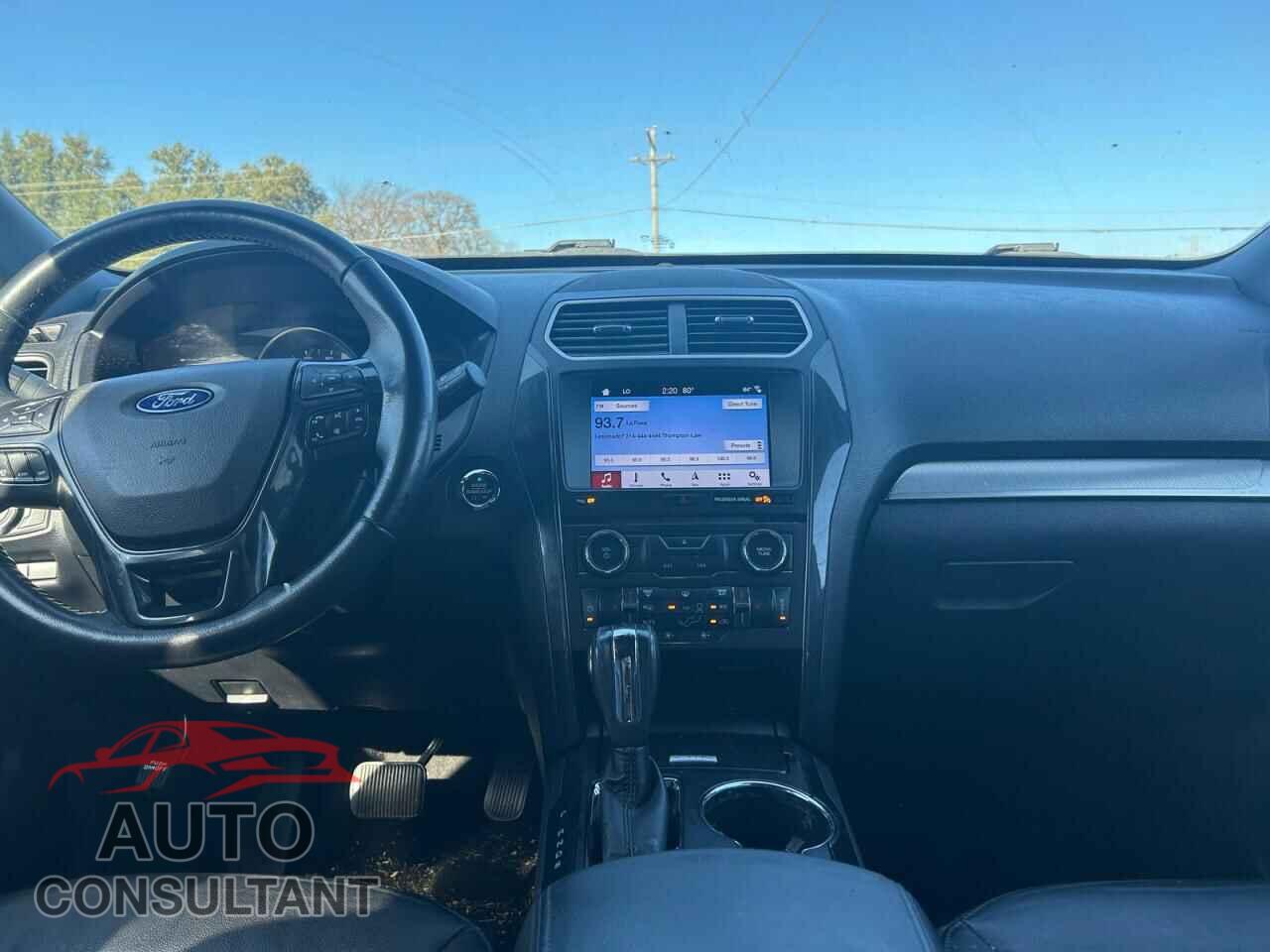 FORD EXPLORER 2018 - 1FM5K7D81JGB99377