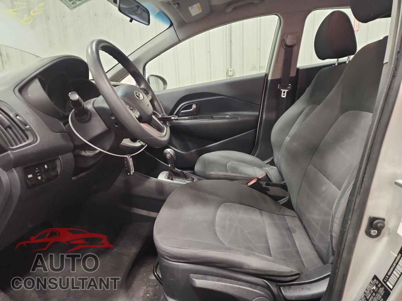 KIA RIO 2015 - KNADM4A36F6468064