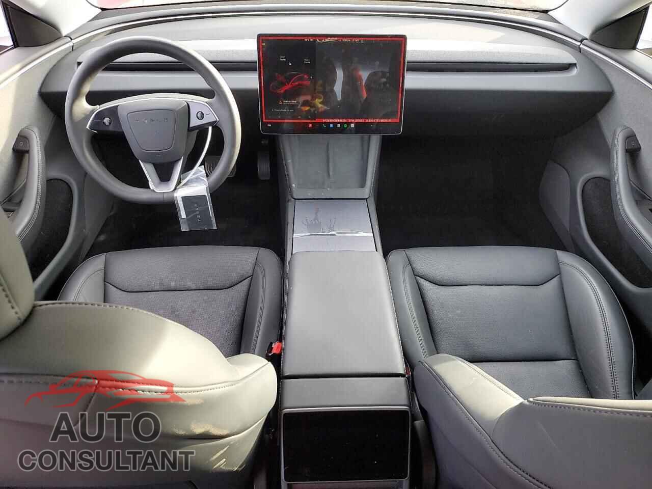 TESLA MODEL 3 2024 - 5YJ3E1EA0RF849534