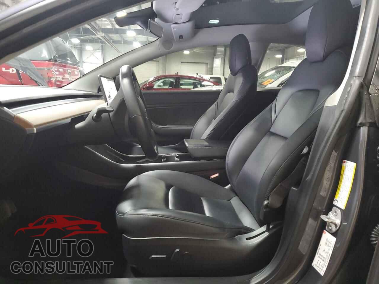 TESLA MODEL 3 2018 - 5YJ3E1EBXJF090615