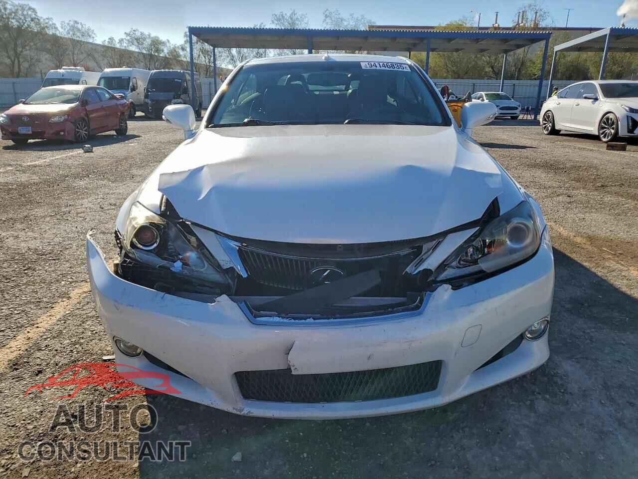LEXUS IS 2012 - JTHFF2C27C2524187
