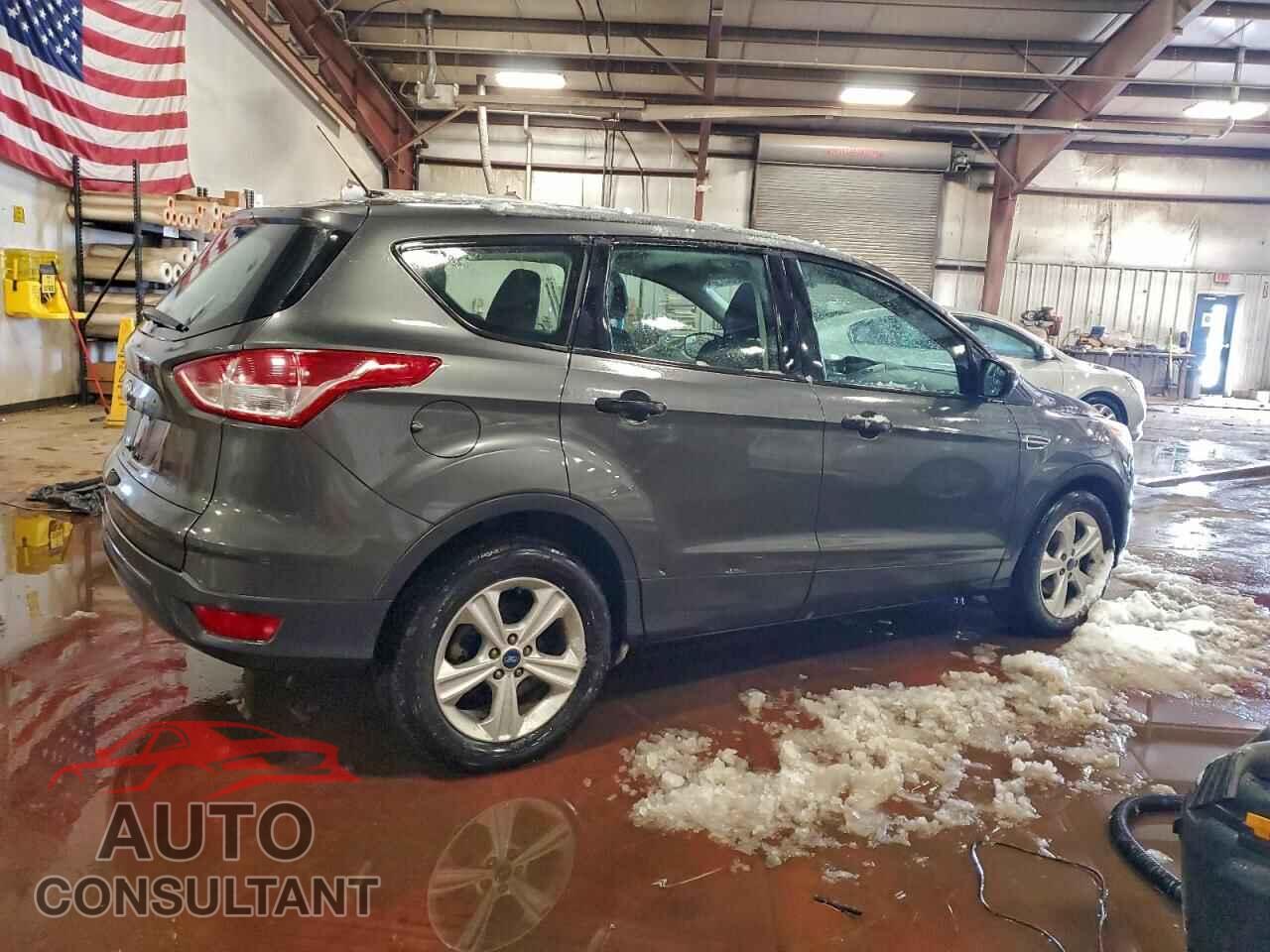 FORD ESCAPE 2015 - 1FMCU0F70FUA60833