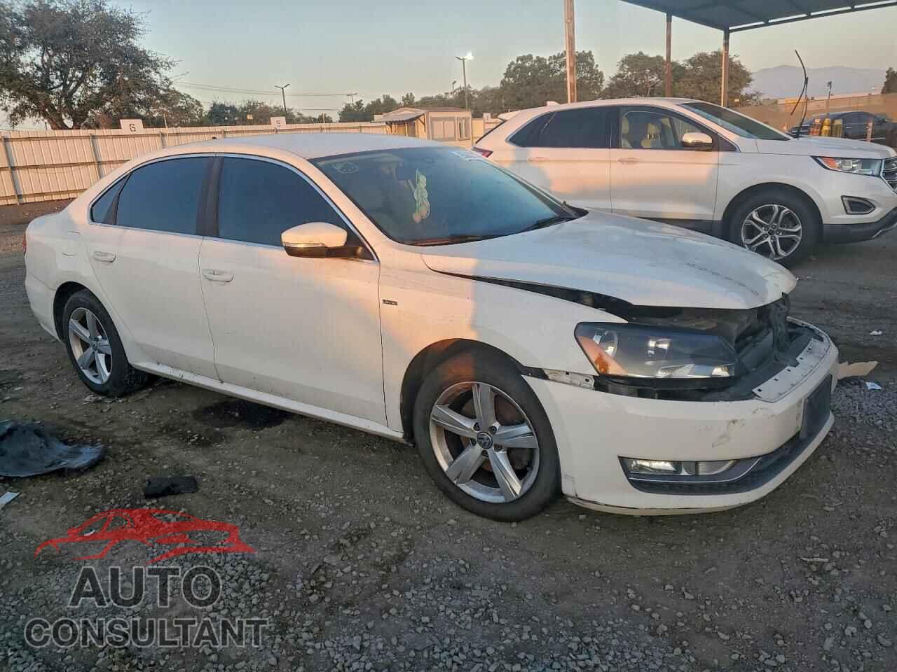 VOLKSWAGEN PASSAT 2015 - 1VWAT7A36FC105594