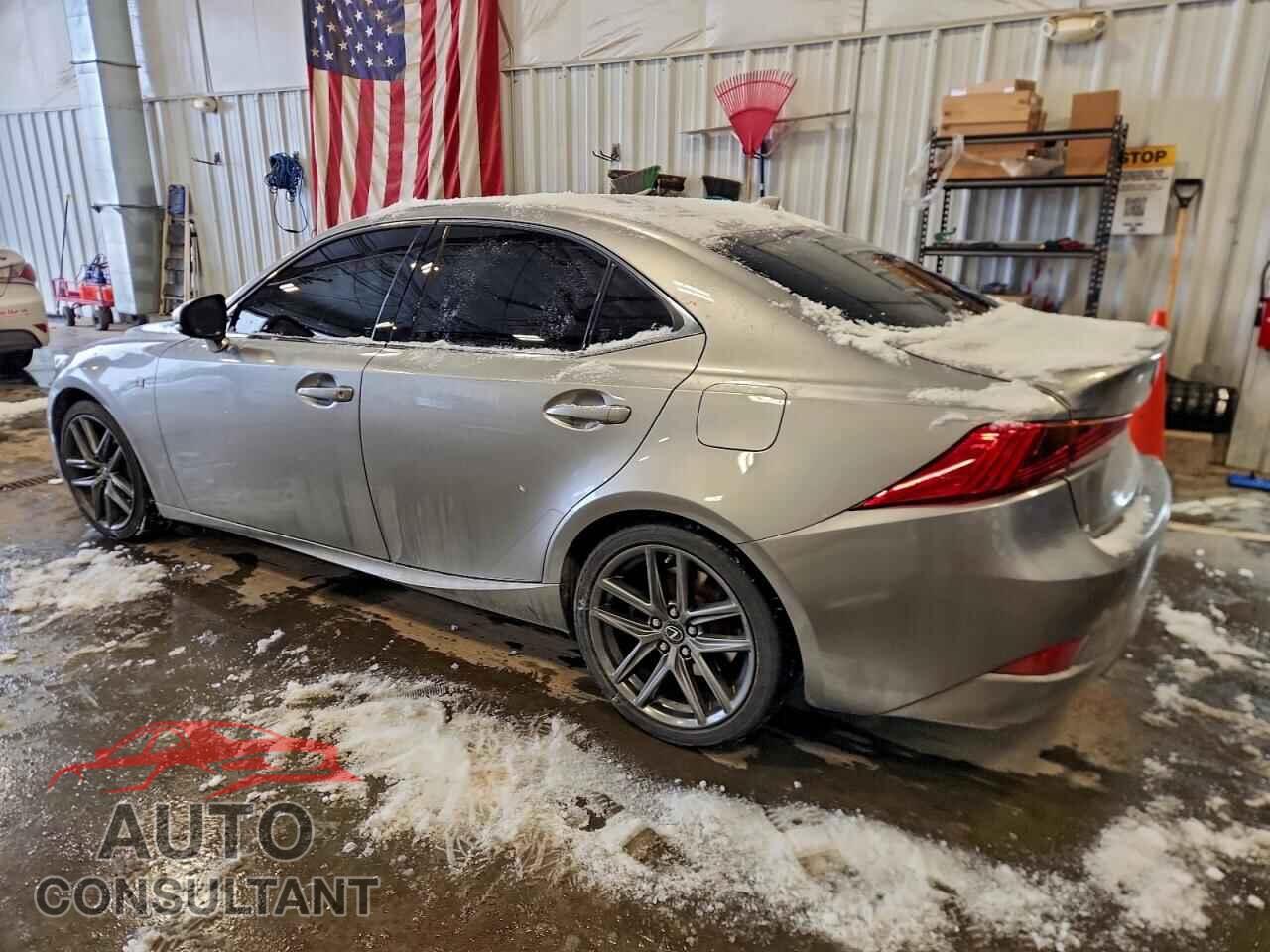 LEXUS IS 2017 - JTHCM1D2XH5018246