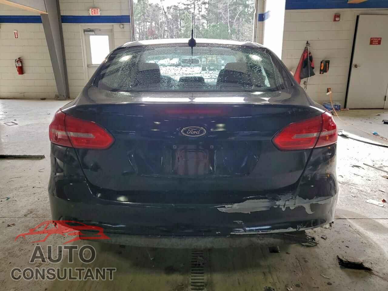 FORD FOCUS 2017 - 1FADP3F20HL321656