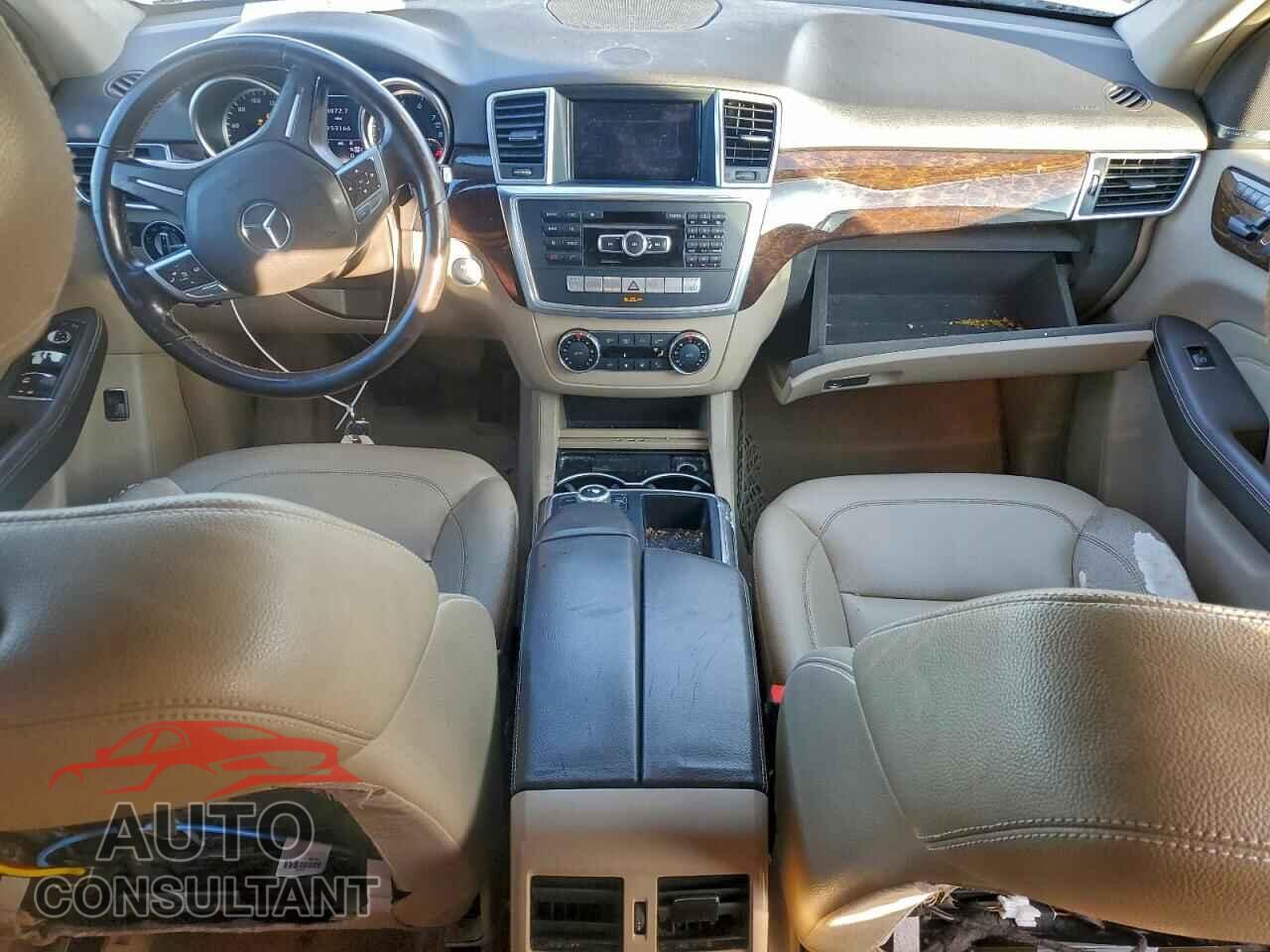 MERCEDES-BENZ M-CLASS 2012 - 4JGDA5HB3CA053657