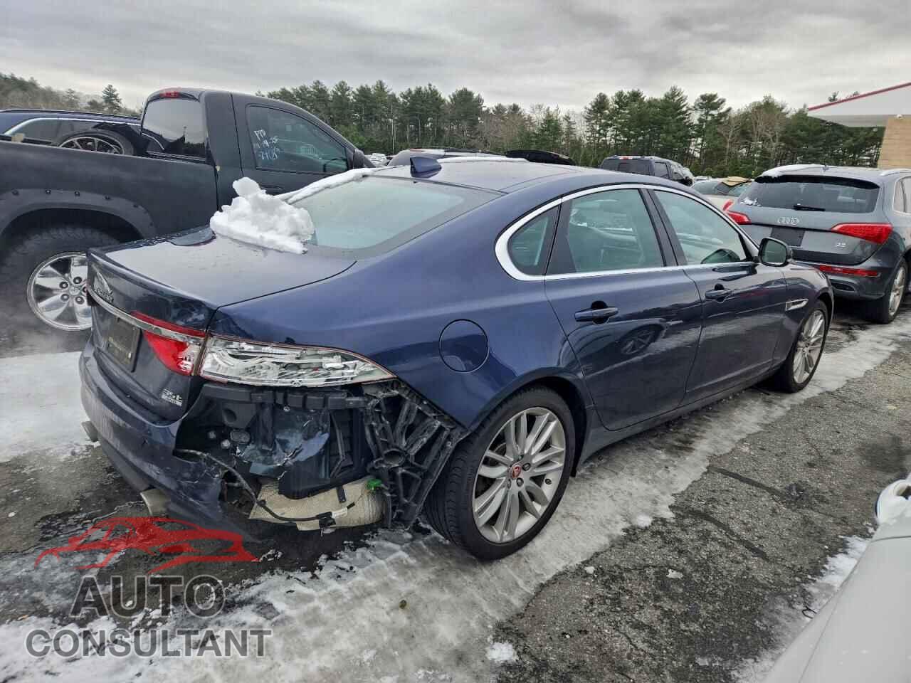 JAGUAR XF 2017 - SAJBK4BV9HCY40423