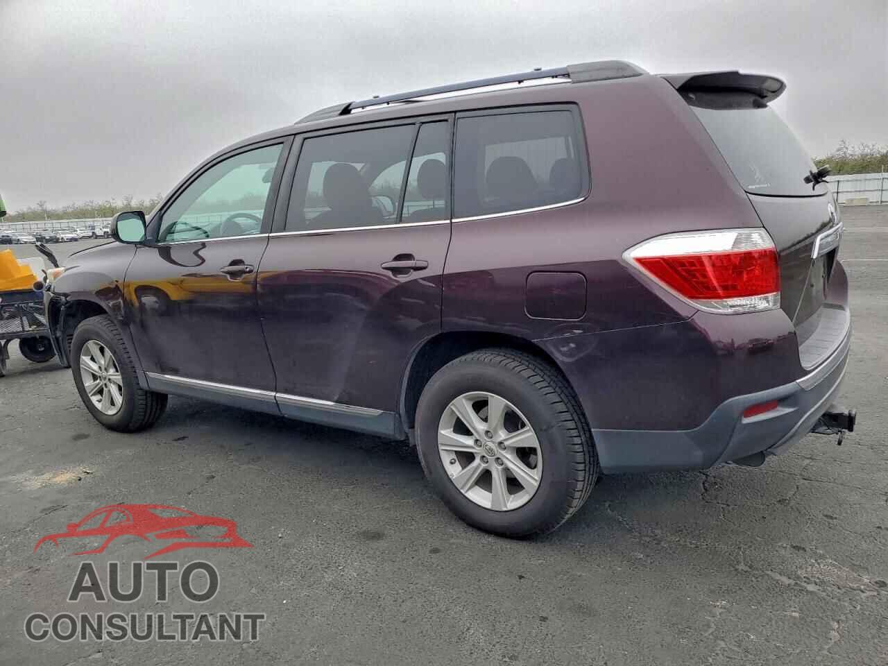 TOYOTA HIGHLANDER 2013 - 5TDBK3EH8DS189227