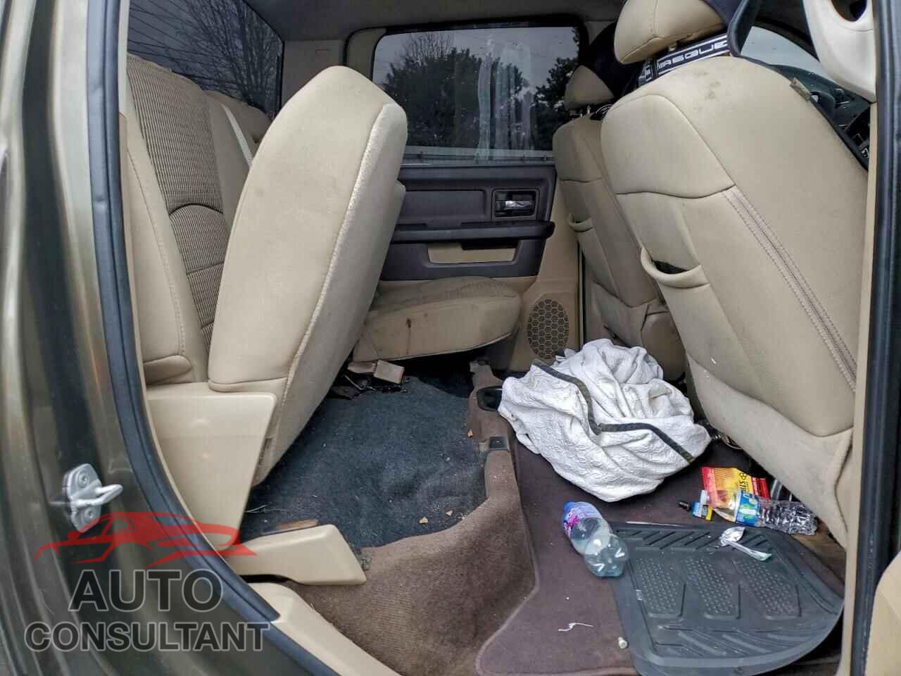 DODGE RAM 1500 2012 - 1C6RD7LT4CS245216