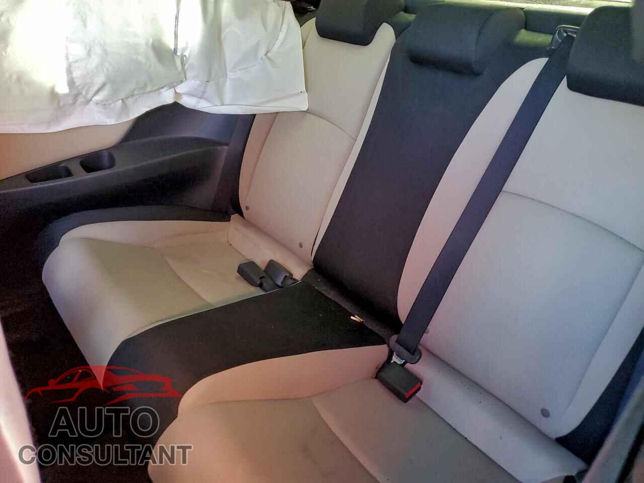 HONDA CIVIC 2017 - 2HGFC4B08HH306653