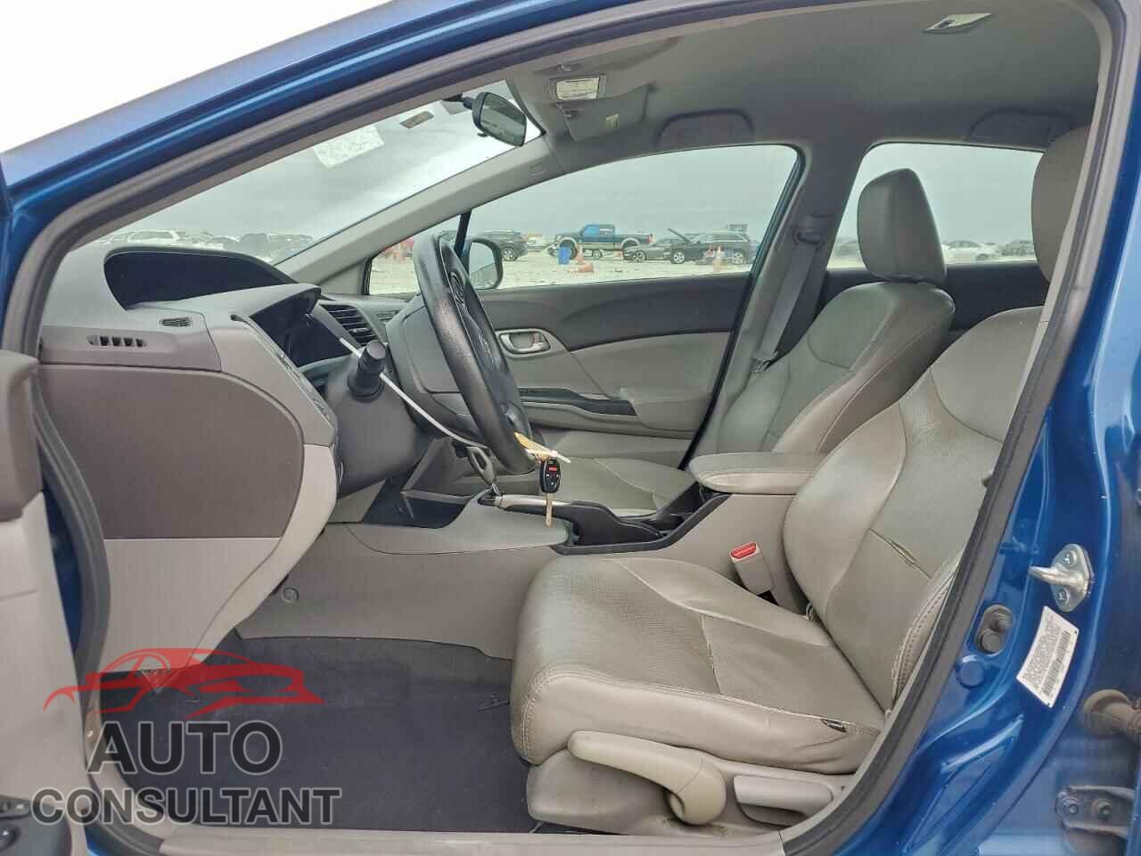 HONDA CIVIC 2012 - 2HGFB2F54CH545588