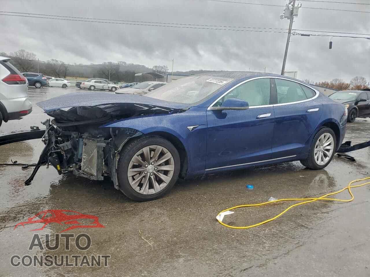 TESLA MODEL S 2018 - 5YJSA1E28JF283787