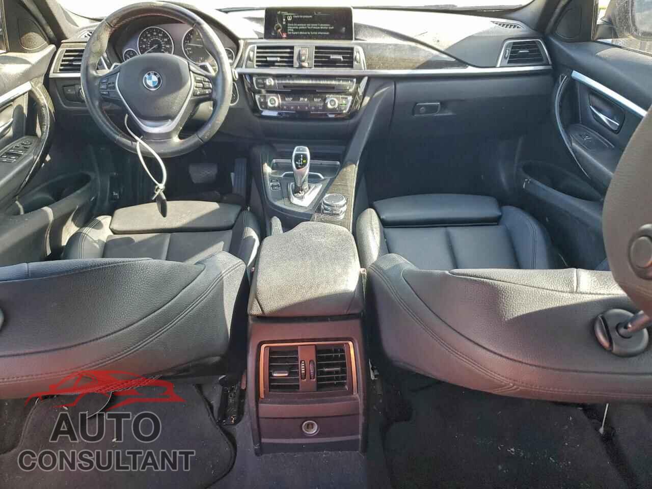 BMW 3 SERIES 2016 - WBA8E9G51GNU29720