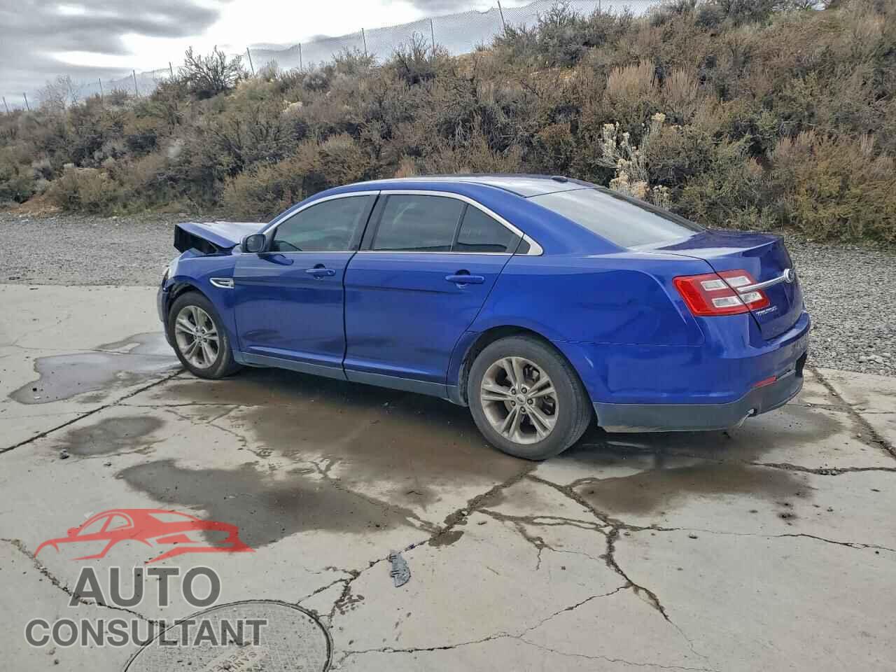 FORD TAURUS 2013 - 1FAHP2H81DG232582