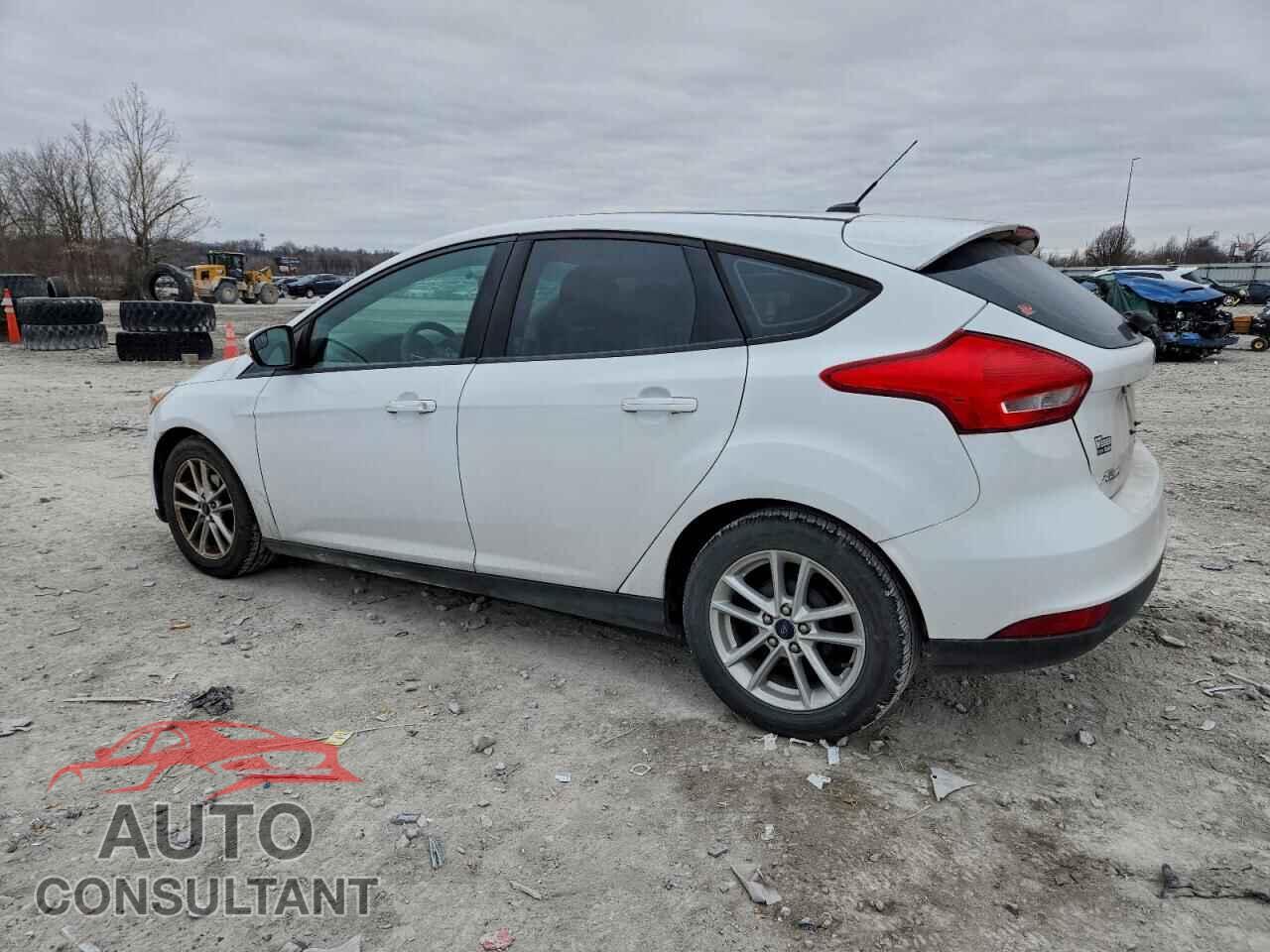 FORD FOCUS 2015 - 1FADP3K20FL283512