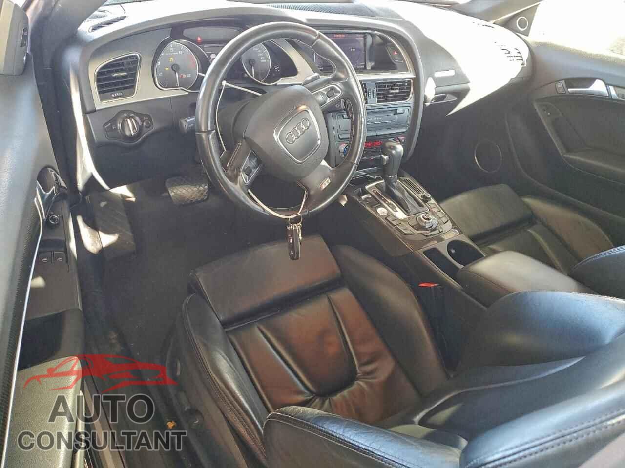 AUDI S5/RS5 2010 - WAUCVBFR1AA028785