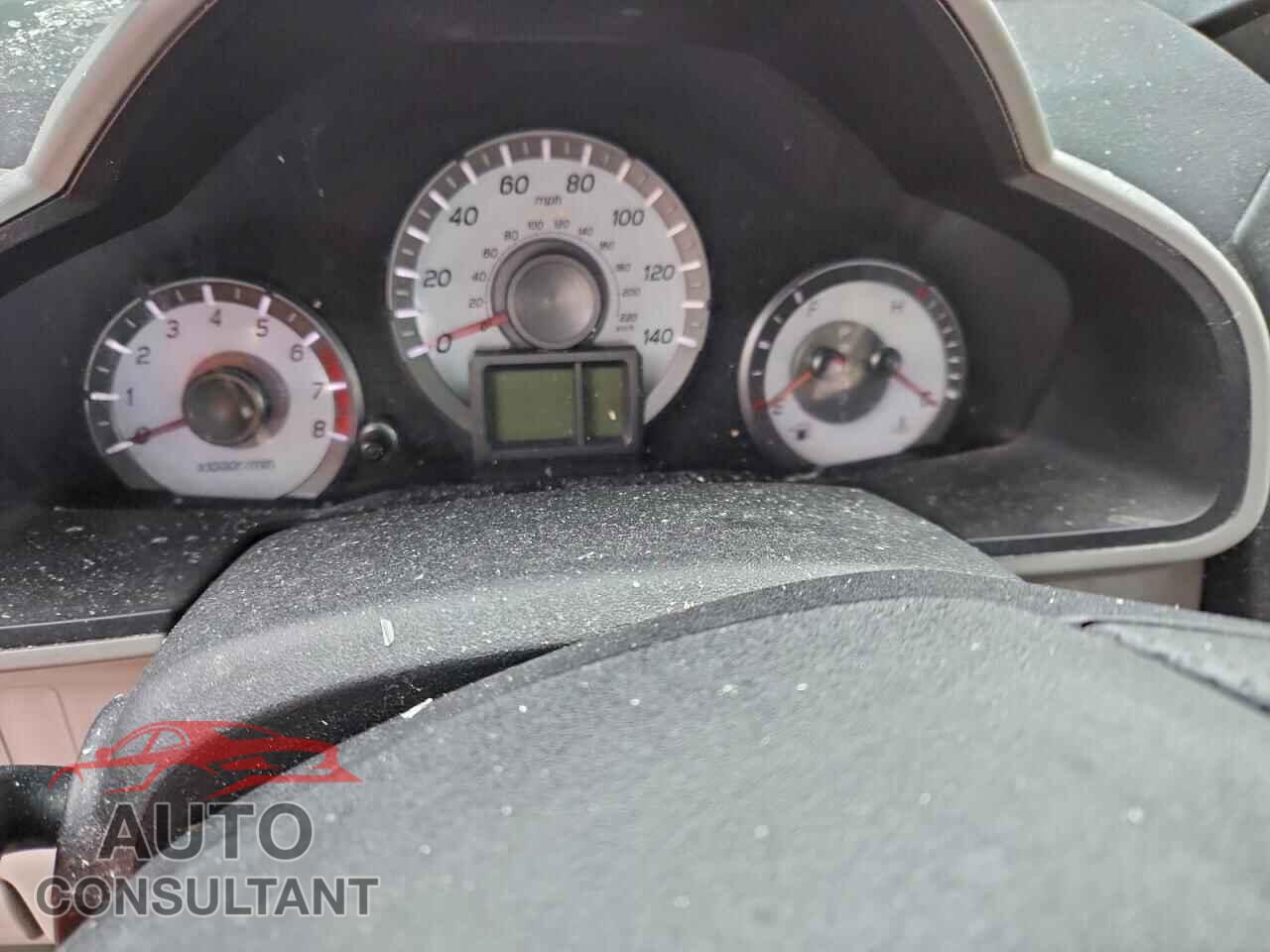 HONDA PILOT 2013 - 5FNYF4H44DB011929