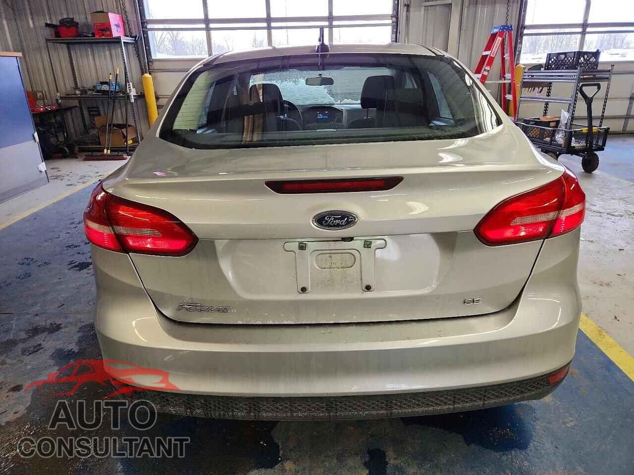 FORD FOCUS 2016 - 1FADP3F2XGL330749
