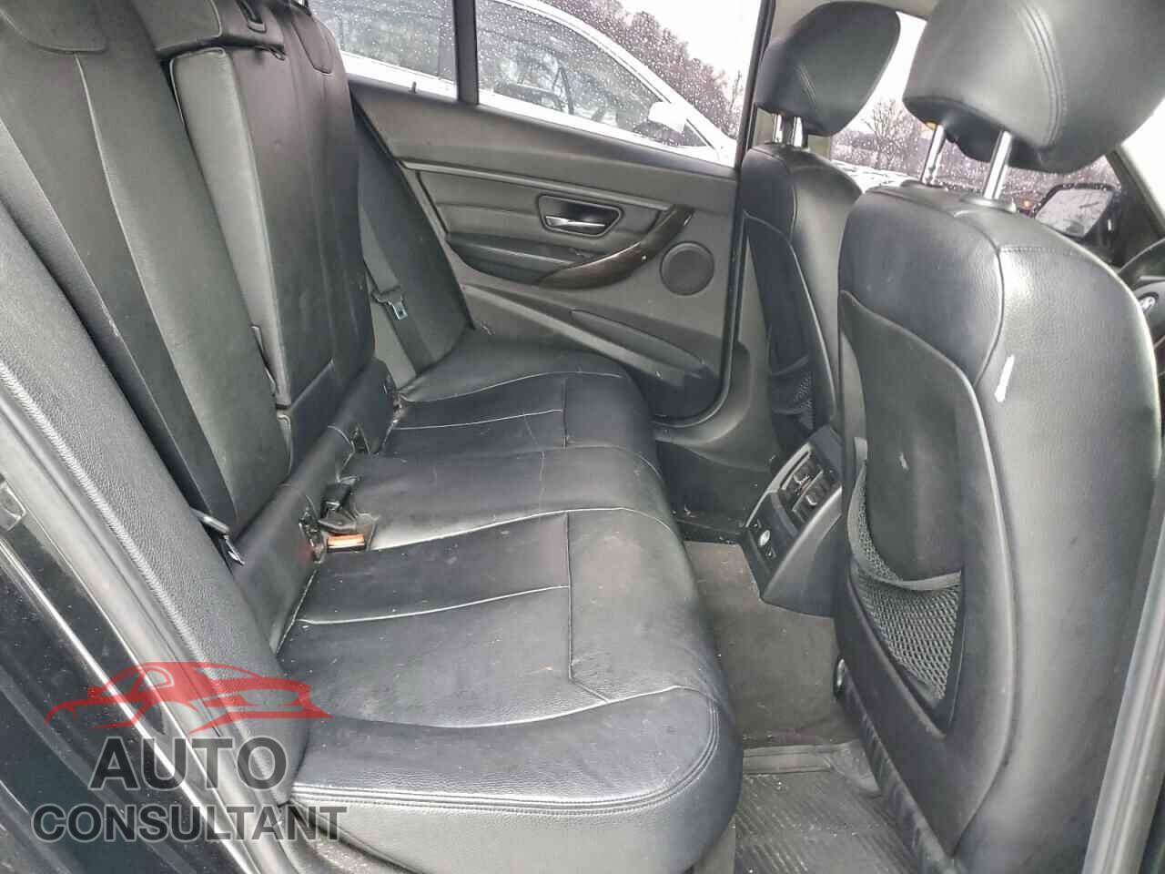 BMW 3 SERIES 2012 - WBA3A5C52CF257836