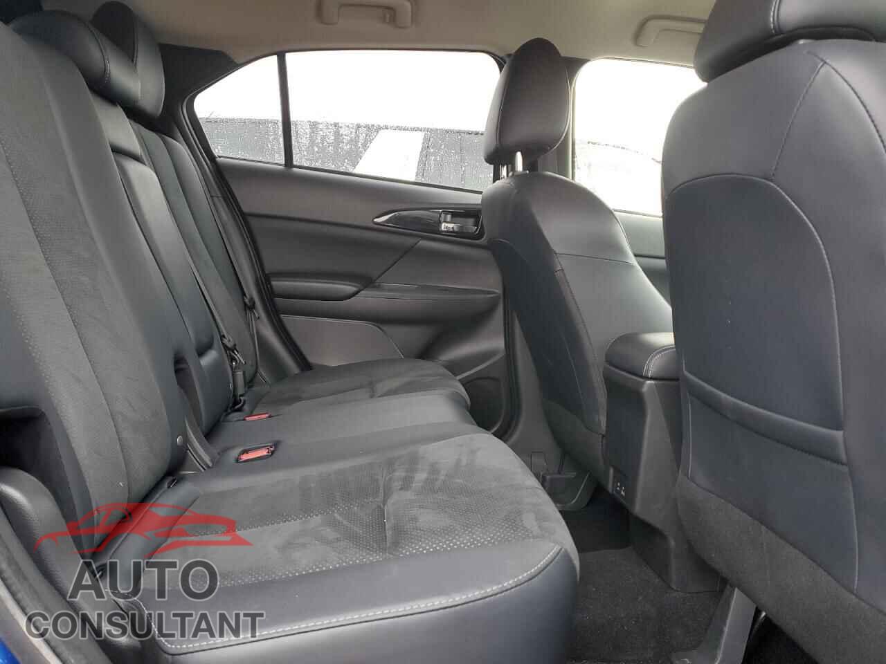 MITSUBISHI ECLIPSE 2025 - JA4ATWAA6SZ040629