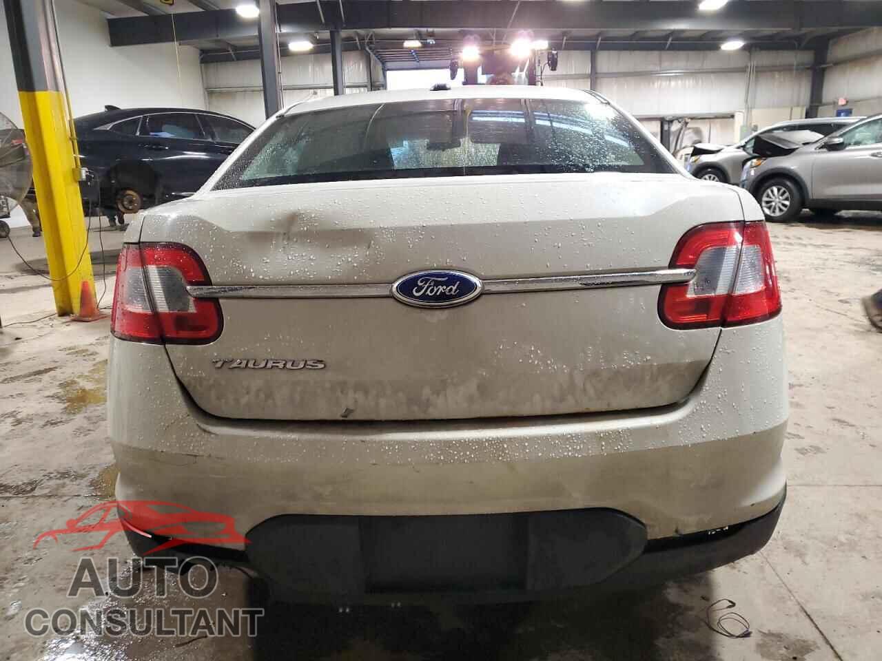 FORD TAURUS 2011 - 1FAHP2DW6BG165673