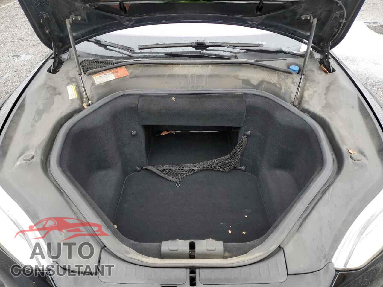 TESLA MODEL S 2014 - 5YJSA1H17EFP51887