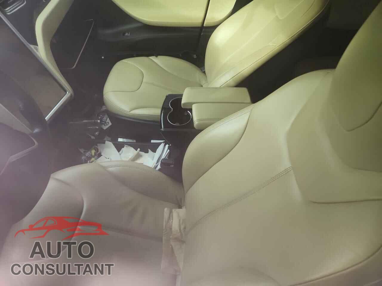 TESLA MODEL S 2013 - 5YJSA1CN4DFP13493