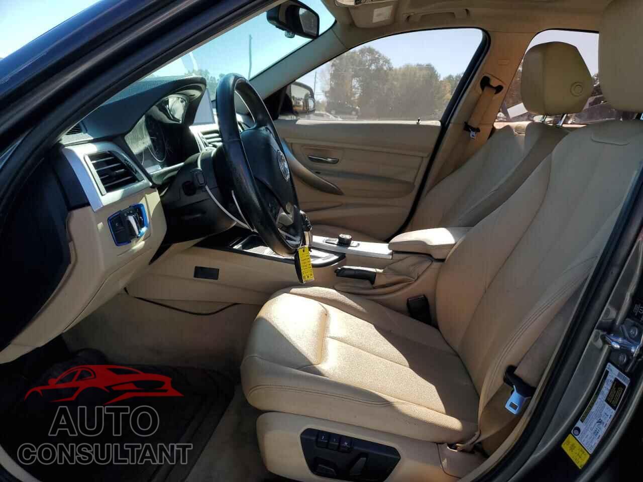 BMW 3 SERIES 2012 - WBA3A5C5XCF346845