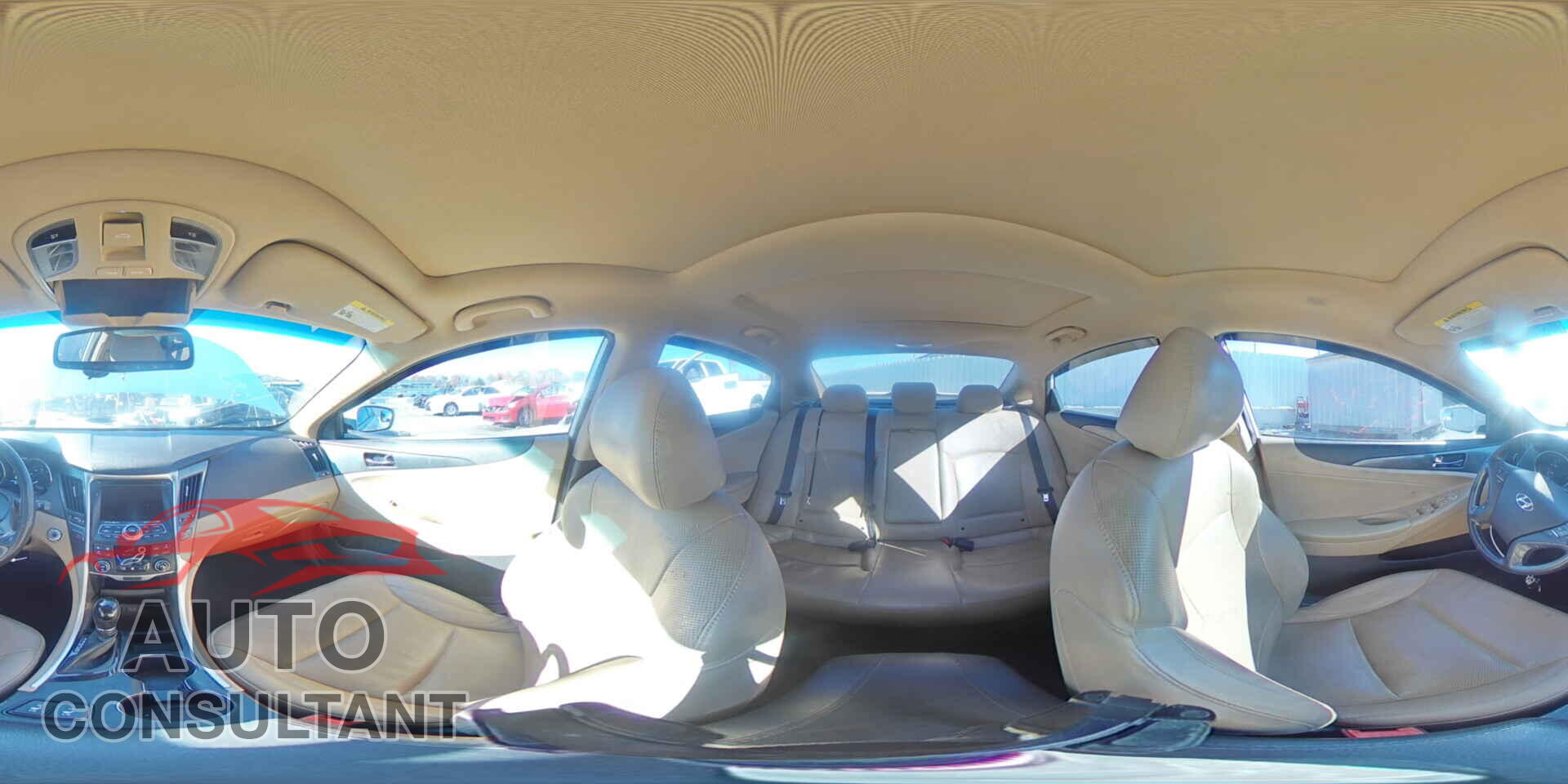 HYUNDAI SONATA 2015 - KMHEC4A42FA131936