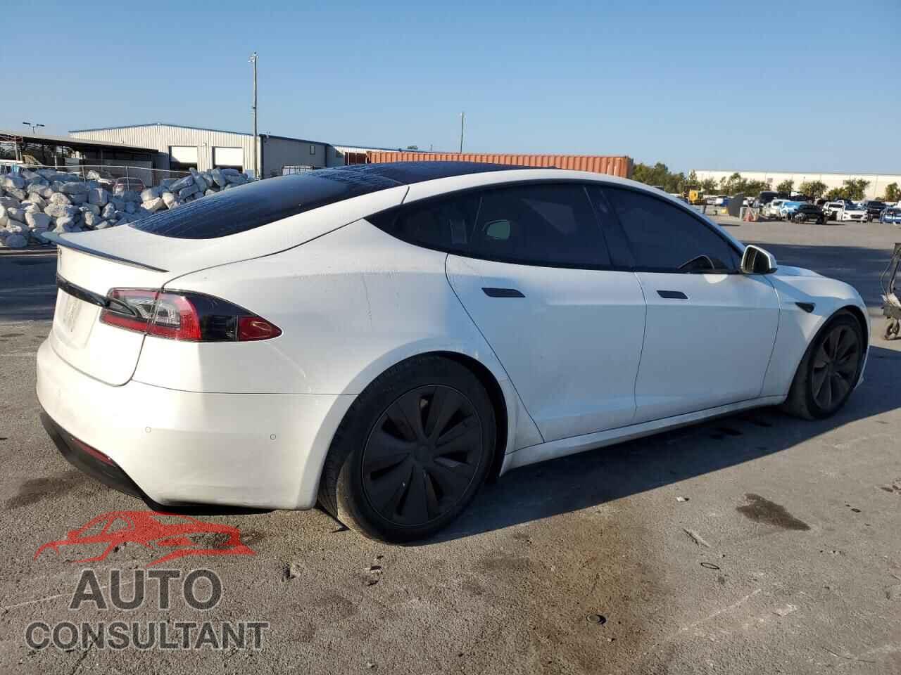 TESLA MODEL S 2022 - 5YJSA1E52NF467378