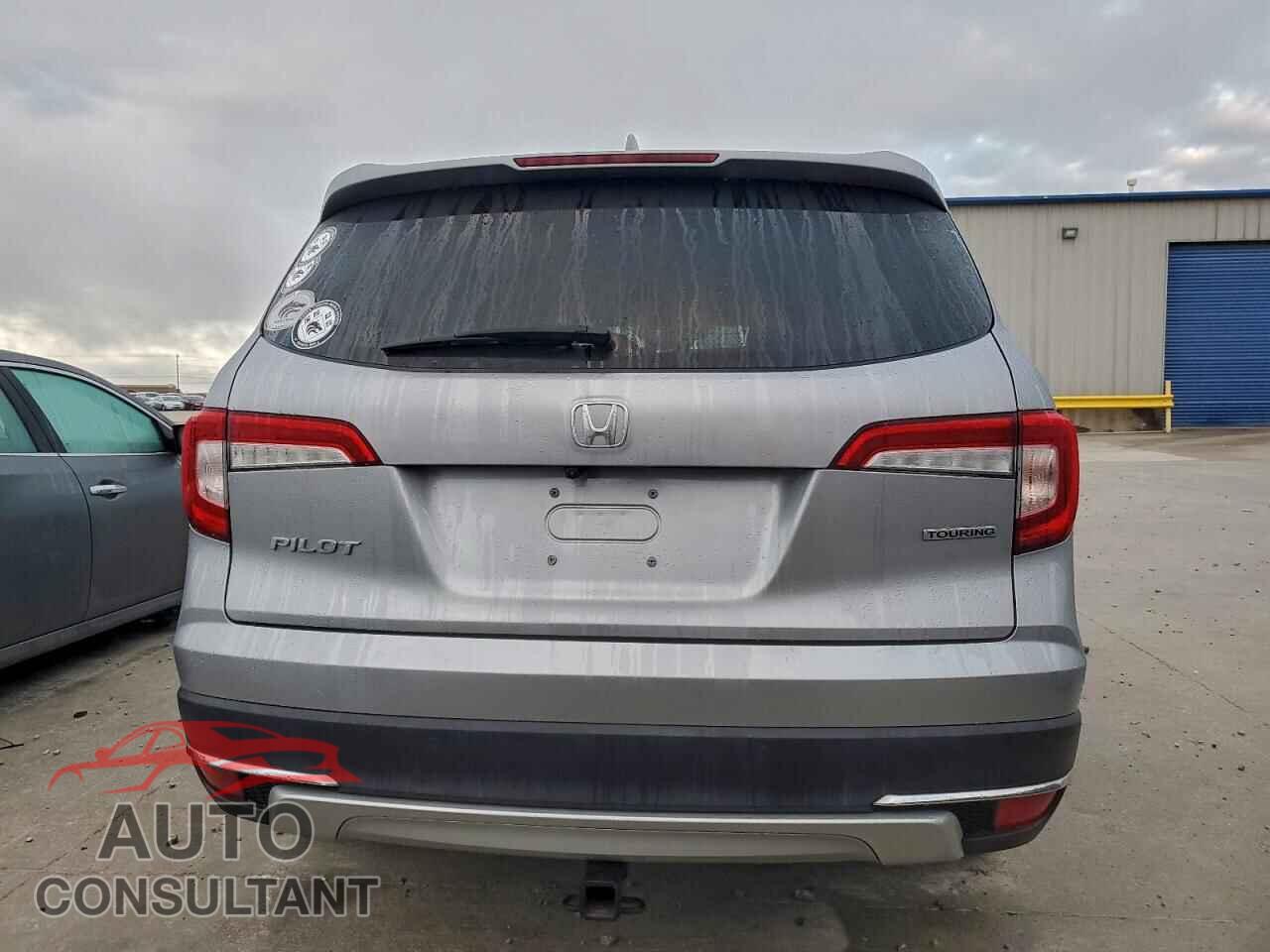 HONDA PILOT 2020 - 5FNYF5H98LB021380