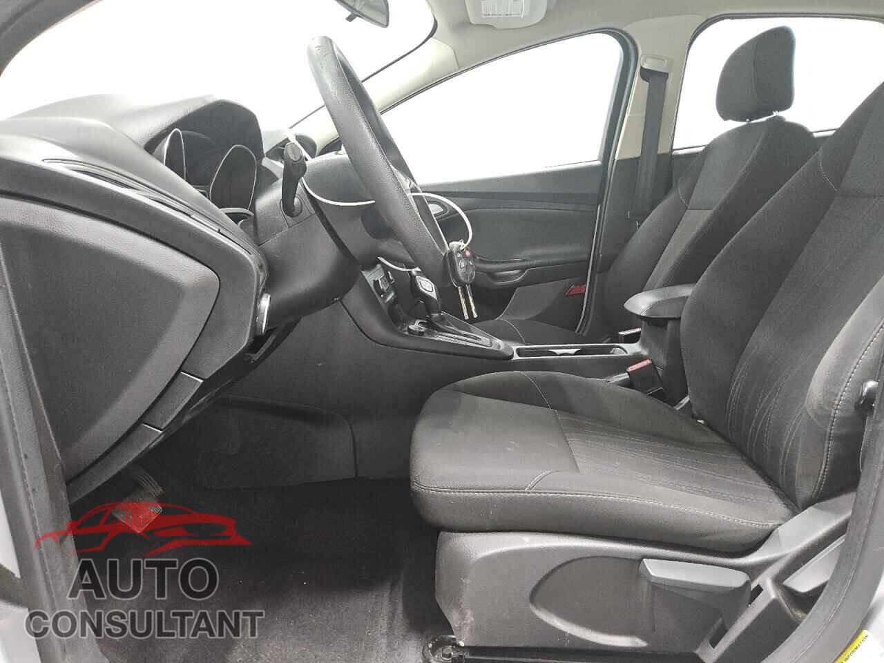 FORD FOCUS 2016 - 1FADP3F24GL262464