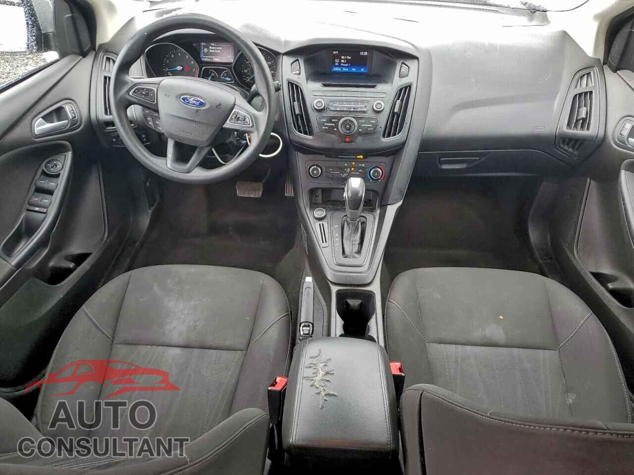 FORD FOCUS 2016 - 1FADP3K25GL306350