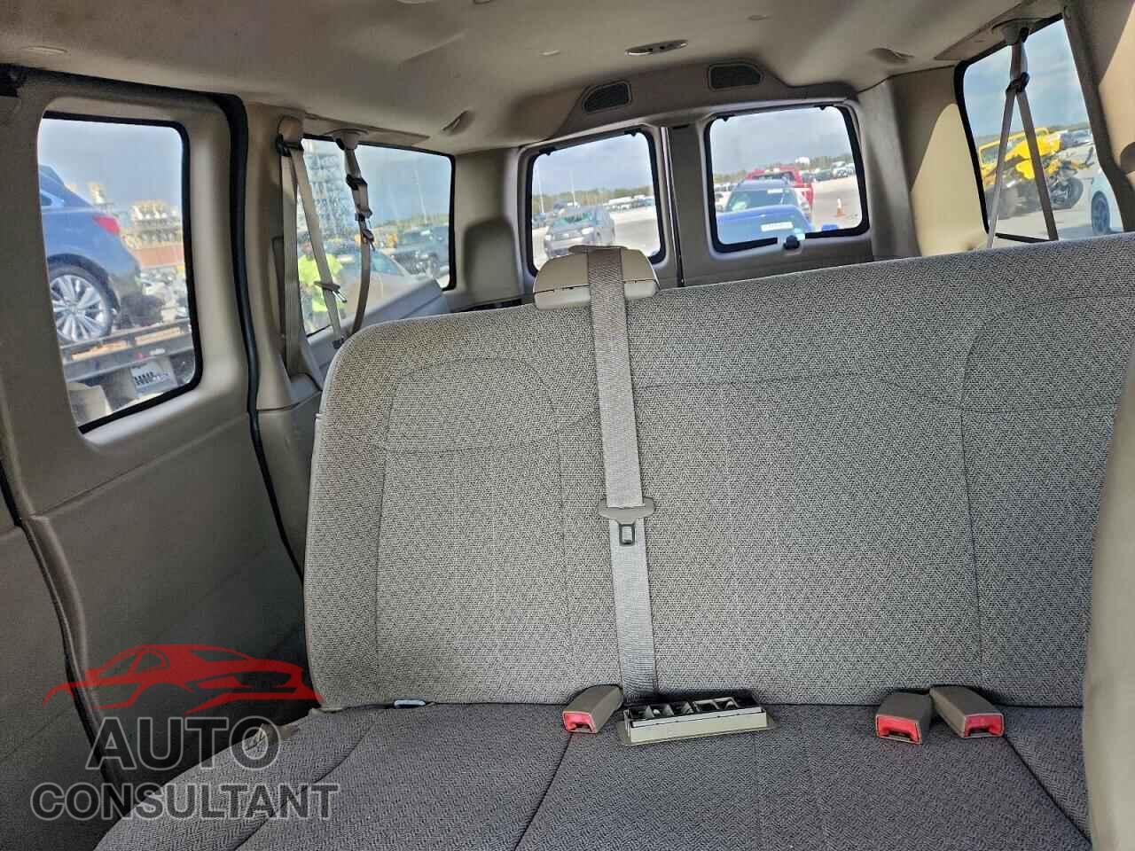 CHEVROLET EXPRESS 2011 - 1GNSGCF40B1114231