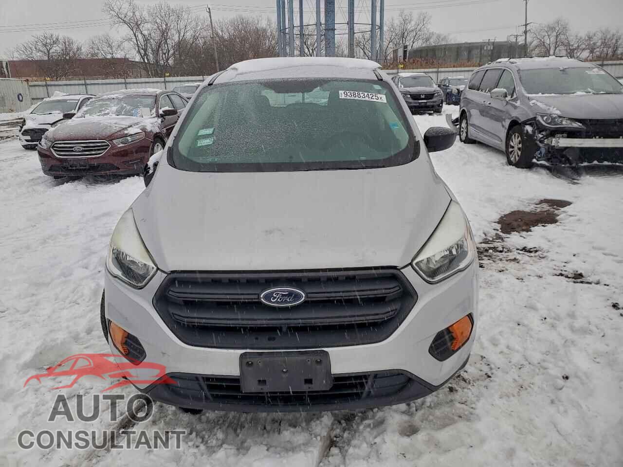 FORD ESCAPE 2017 - 1FMCU0F79HUB37752