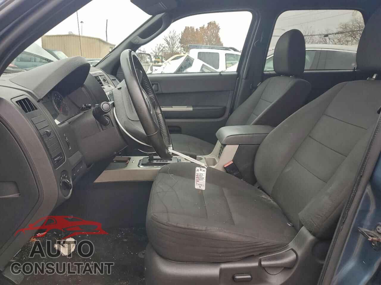 FORD ESCAPE 2011 - 1FMCU0D75BKC40396