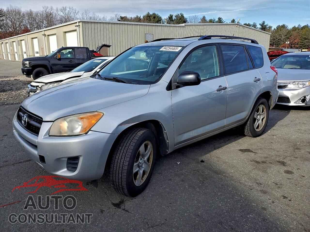 TOYOTA RAV4 2009 - JTMBF33VX9D017796