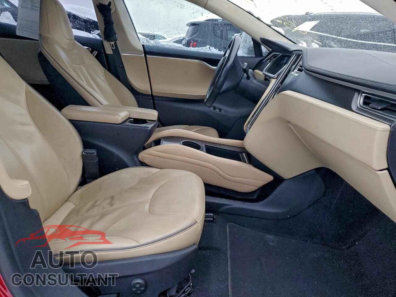 TESLA MODEL S 2013 - 5YJSA1DP5DFP10859