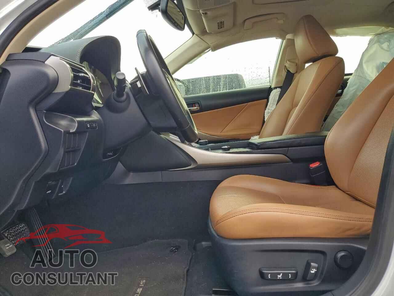 LEXUS IS 2015 - JTHBF1D2XF5054554