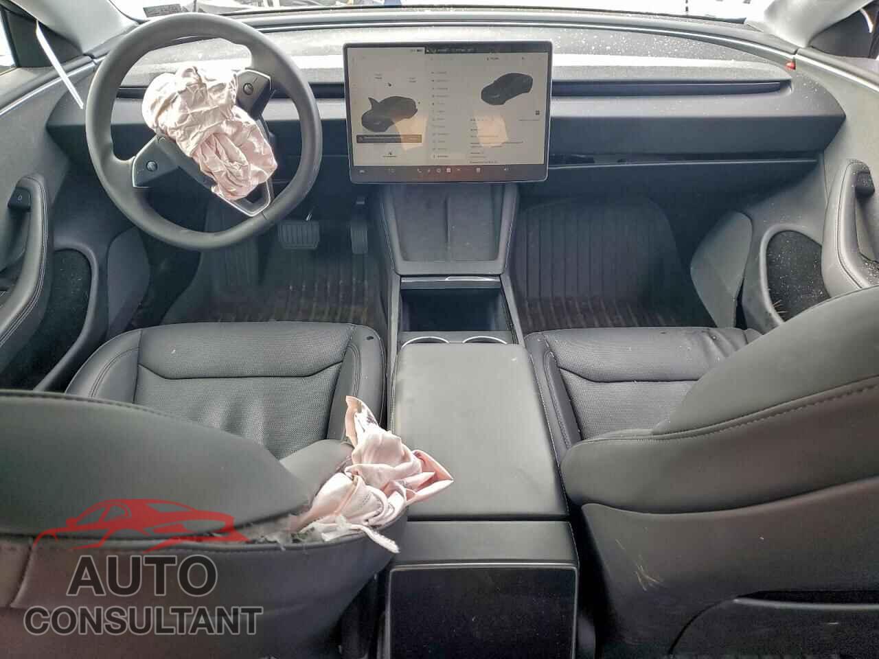TESLA MODEL 3 2025 - 5YJ3E1EA8SF906598