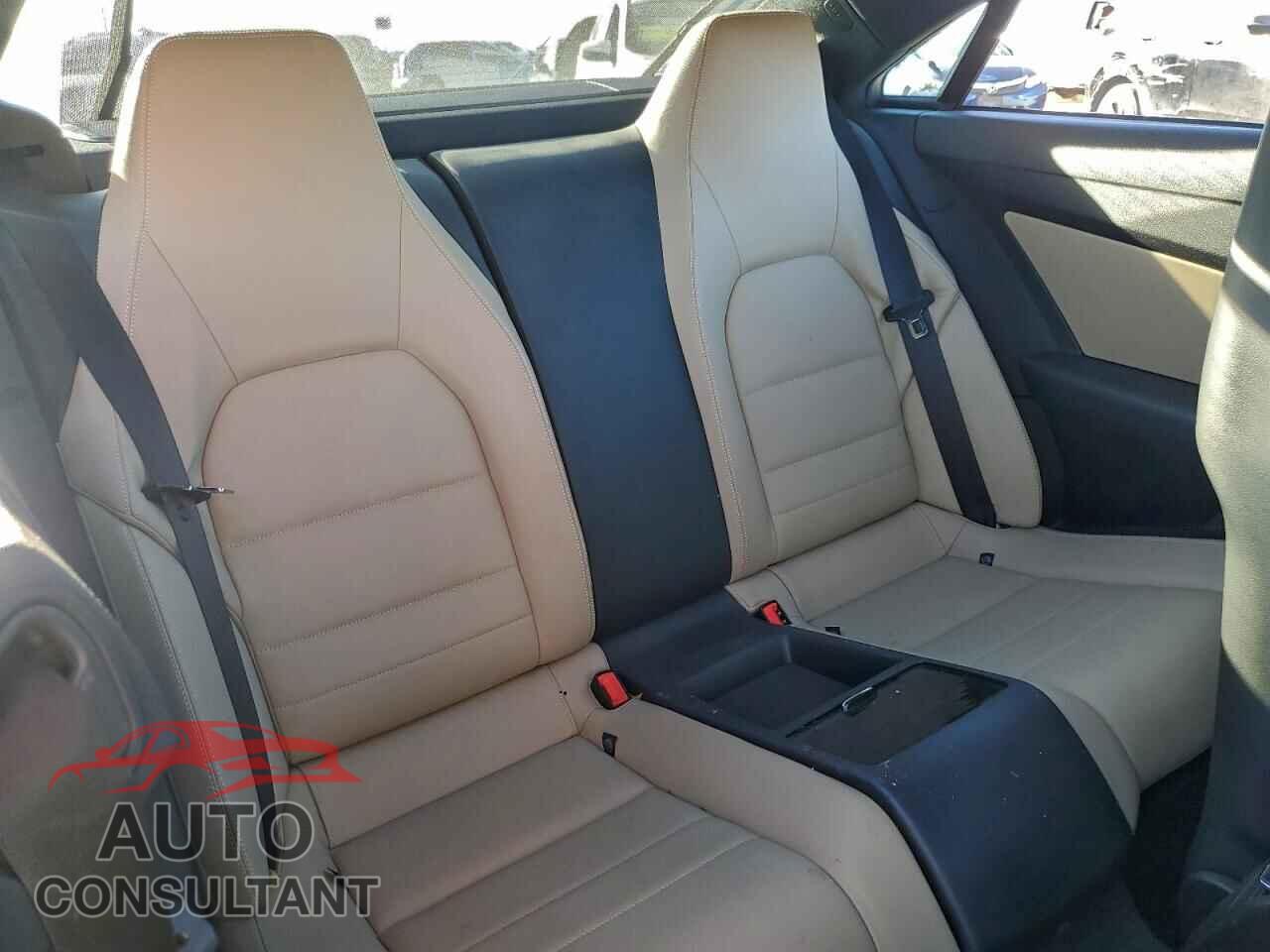 MERCEDES-BENZ E-CLASS 2012 - WDDKJ7DB6CF149434