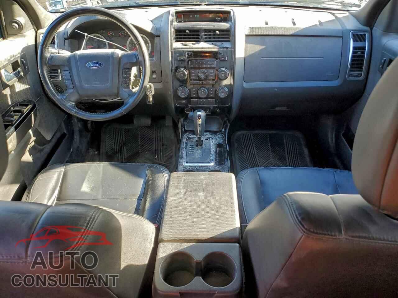FORD EXPLORER 2011 - 1FMCU9E71BKA90578