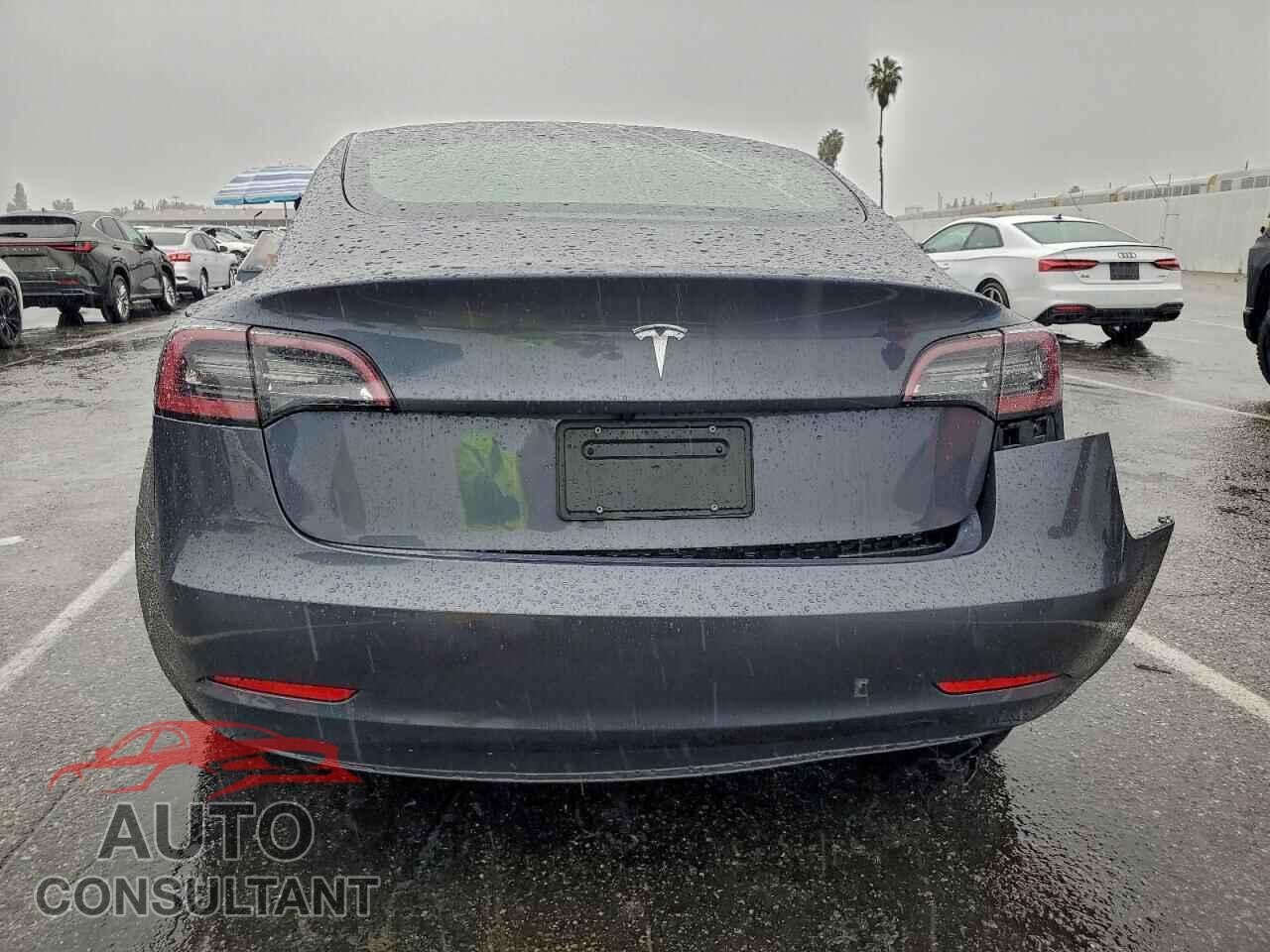 TESLA MODEL 3 2023 - 5YJ3E1EA3PF433961