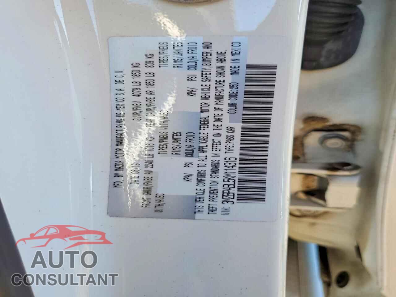 MAZDA 3 2019 - 3MZBPABL5KM114316