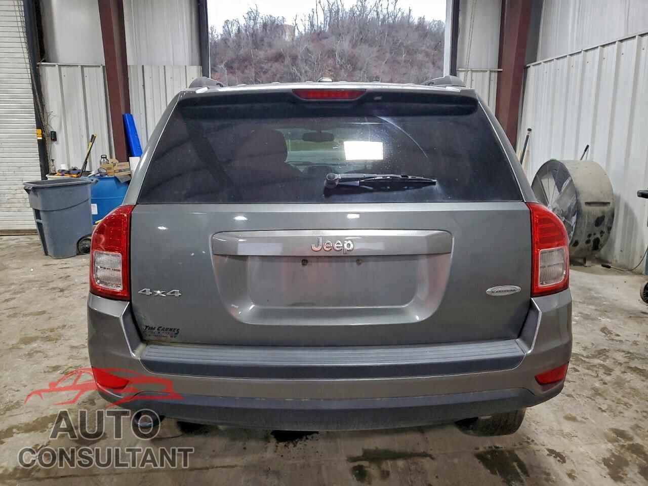 JEEP COMPASS 2011 - 1J4NF1FB7BD240610
