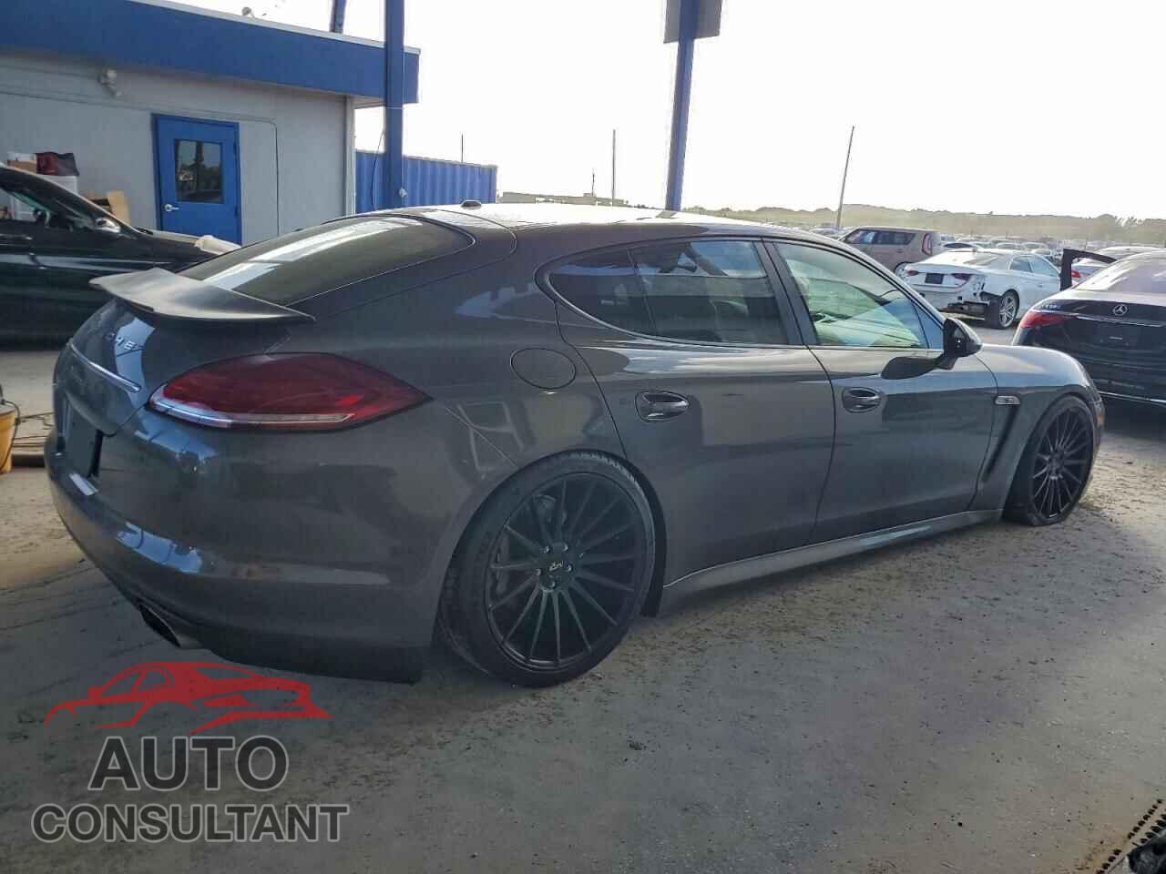 PORSCHE PANAMERA 2013 - WP0AA2A71DL015779
