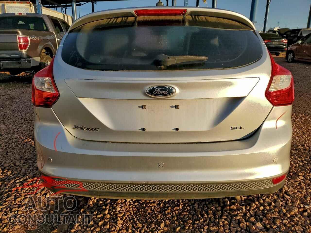 FORD FOCUS 2012 - 1FAHP3M23CL265581