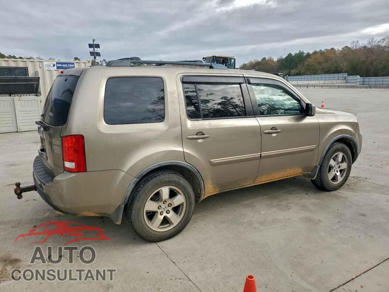 HONDA PILOT 2011 - 5FNYF3H58BB045601